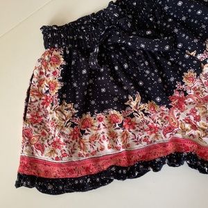 Black dot & floral shorts